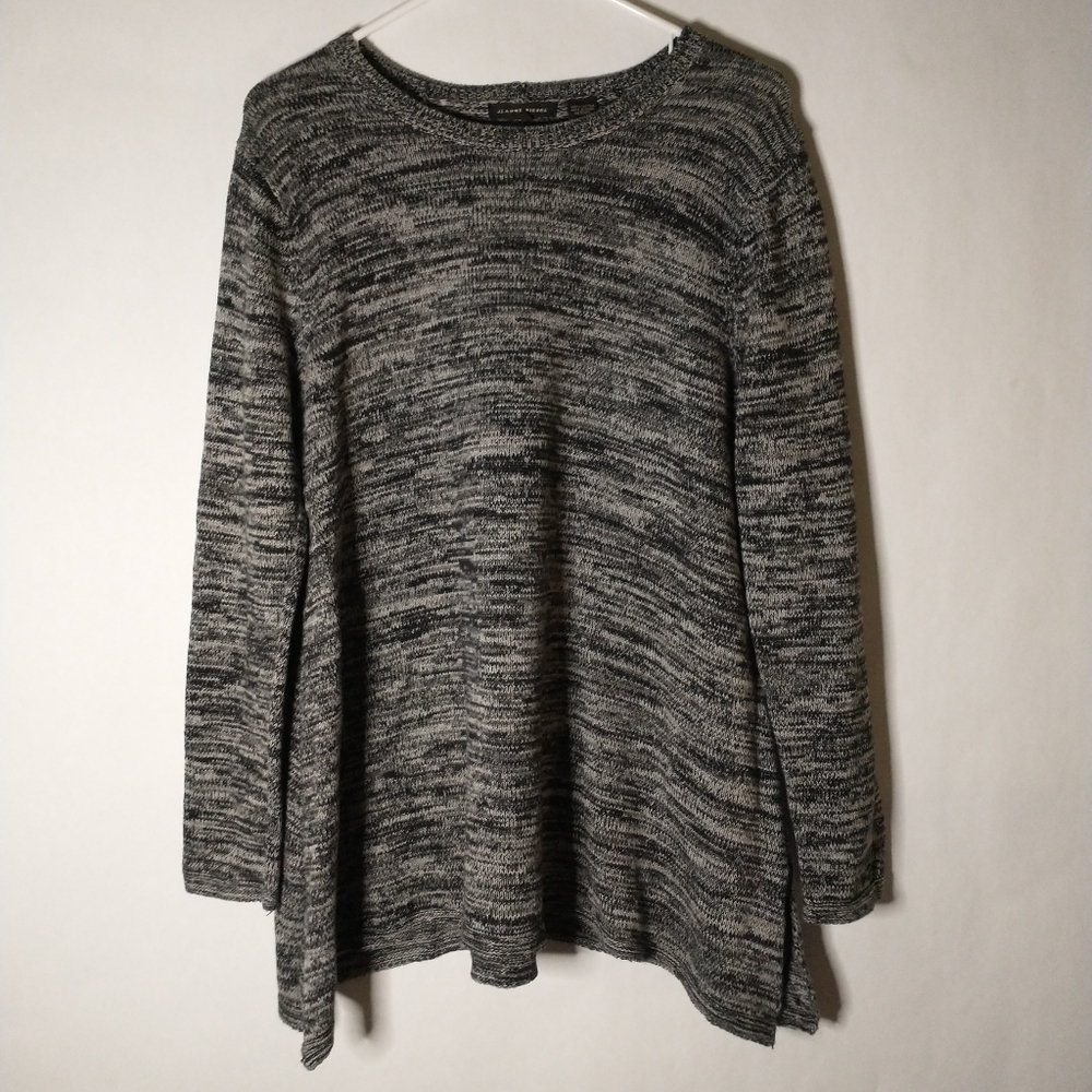 Jeanne Pierre women's sweater size medium